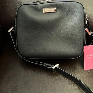 Kate spade crossbody bag in black with adjustable strap
